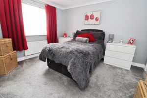 Barrell Close Frating - click for photo gallery